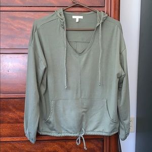 Maurice’s, Causal green sweatshirt